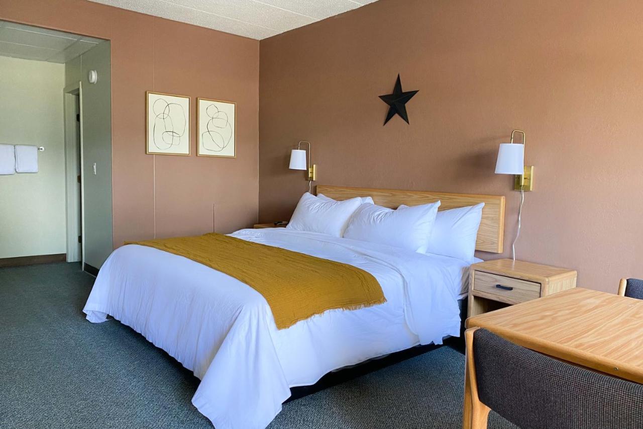 The Benson Motel - Benson, Mn - Us-12 Hwy 外观 照片